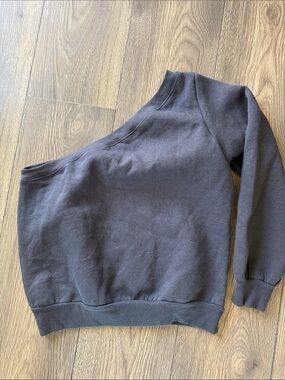 Ocean Drive Charcoal Crewneck one shoulder Sweatshirt medium